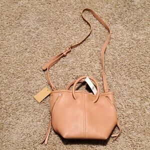 Anthropologie pink bucket bag New with Tag no flaws